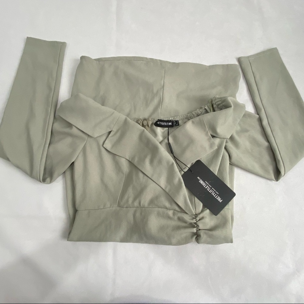NEW PRETTYLITTLETHING Sage Khaki Bardot Ruched Detail Blazer Dress. Size 0 - Picture 7 of 10
